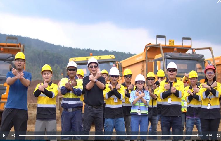Shacman Truck Working In The Mines Of Indonesia-1