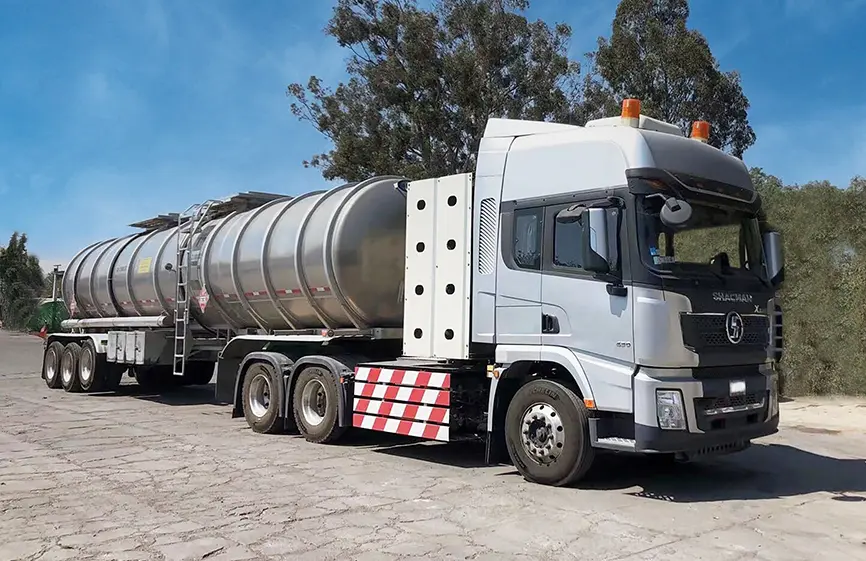 Shacman 4 Axle Oil Tanker Semi-Trailer-8