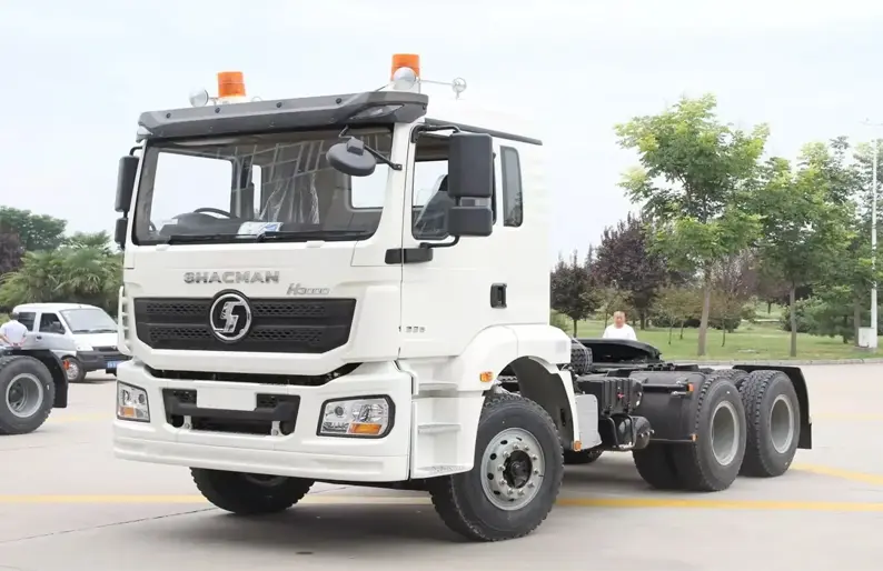 Shacman H3000 6X4 Tractor Truck-1