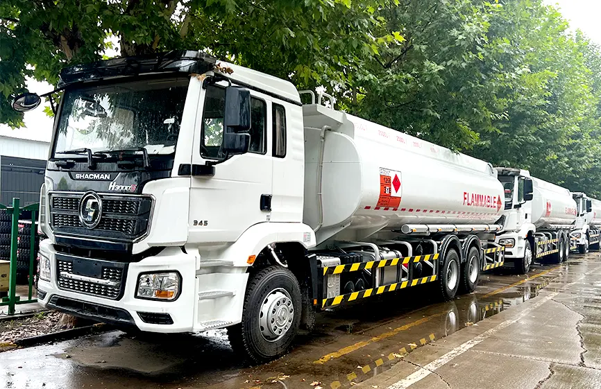 Shacman H3000S 6×4 Fuel Tanker Truck-1
