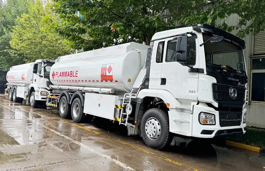 Shacman H3000S 6×4 Fuel Tanker Truck-4