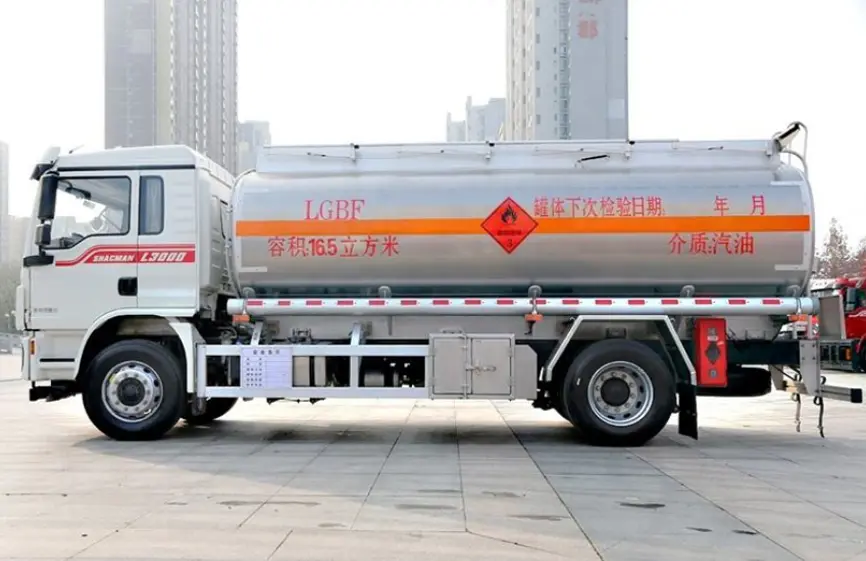 Shacman L3000 Oil Tank Truck-10
